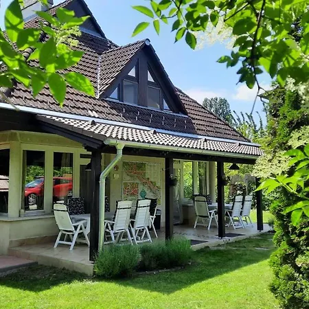Сasa de vacaciones Balaton Chill House