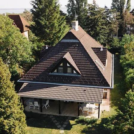 Holiday home Balaton Chillhouse *