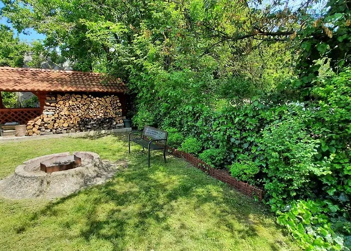 Balaton Chill House Balatonakarattya