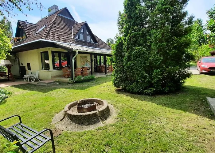 Balaton Chill House Сasa de vacaciones